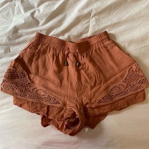 Cute flowy shorts!